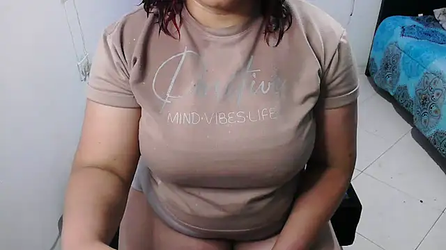 Snapshot of alexandraluv chatting on 12-14-25, 10:14 alexandraluv online show from 12-14-25, 10:14