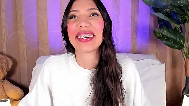 Miss veronicaa2 online show from 03-13-26, 01:18