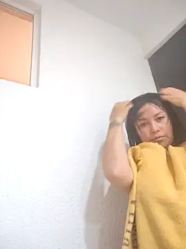 Snapshot of KellyPerlaxxx chatting on 11-19-25, 05:13 KellyPerlaxxx online show from 11-19-25, 05:13