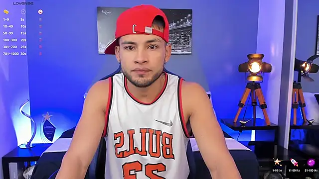 Max Conor1 online show from 10-10-25, 12:15