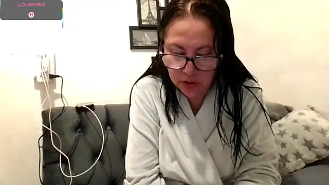 MirandaLatinaLovely online show from 10-21-25, 03:24