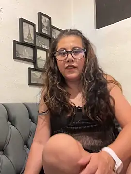 MirandaLatinaLovely online show from 11-24-25, 04:45