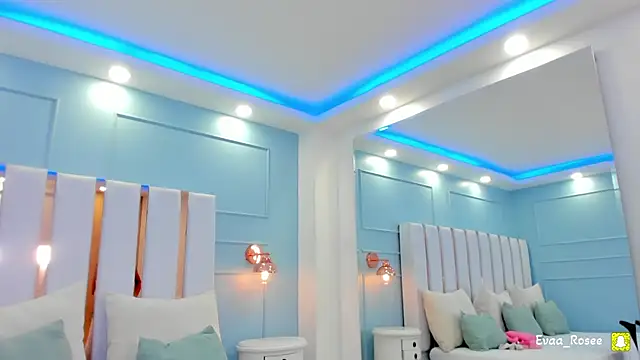 Snapshot of eva_roseee chatting on 02-16-26, 10:17 eva roseee online show from 02-16-26, 10:17