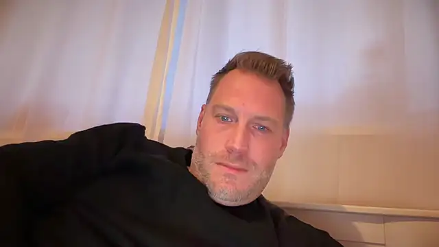 Christian87xxx online show from 11-06-25, 03:46