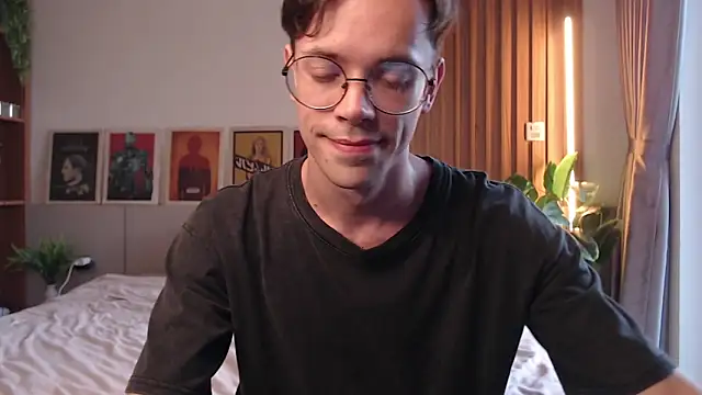 William Henry  online show from 03-06-26, 09:28