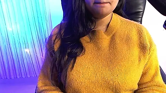 Snapshot of Kannu- chatting on 02-11-25, 09:31 Kannu- online show from 02-11-25, 09:31