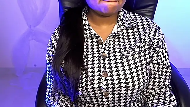 Snapshot of Kannu- chatting on 02-18-25, 11:55 Kannu- online show from 02-18-25, 11:55