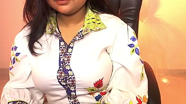 Snapshot of Kannu- chatting on 03-10-25, 05:00 Kannu- online show from 03-10-25, 05:00