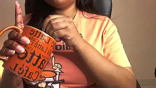 Snapshot of Kannu- chatting on 10-11-25, 04:55 Kannu- online show from 10-11-25, 04:55