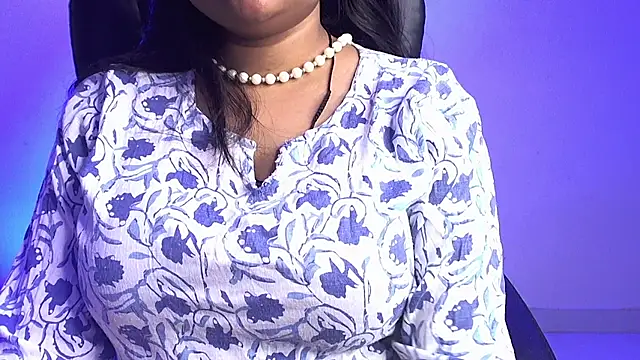 Snapshot of Kannu- chatting on 10-17-25, 05:54 Kannu- online show from 10-17-25, 05:54