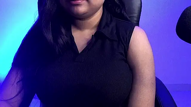 Snapshot of Kannu- chatting on 11-07-25, 04:45 Kannu- online show from 11-07-25, 04:45