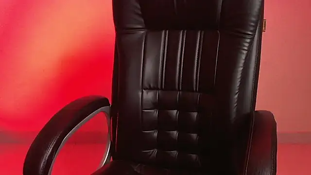 Snapshot of Kannu- chatting on 11-11-25, 04:56 Kannu- online show from 11-11-25, 04:56