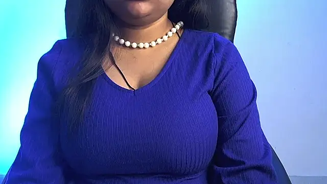 Snapshot of Kannu- chatting on 11-18-25, 04:39 Kannu- online show from 11-18-25, 04:39