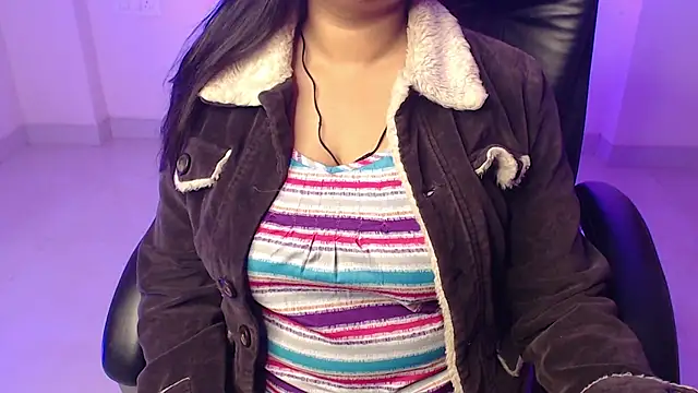 Snapshot of Kannu- chatting on 11-29-25, 05:43 Kannu- online show from 11-29-25, 05:43