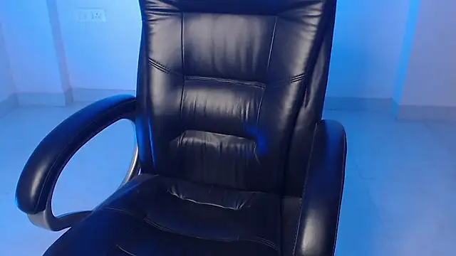 Snapshot of Kannu- chatting on 12-02-25, 05:24 Kannu- online show from 12-02-25, 05:24