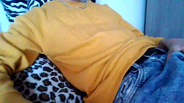 Snapshot of tommyboyteen chatting on 03-04-25, 04:30 tommyboyteen online show from 03-04-25, 04:30