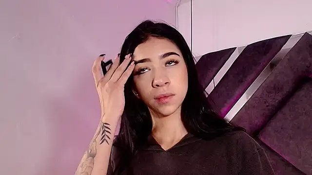 Snapshot of sara_lopee1 chatting on 09-29-25, 11:59 sara lopee1 online show from 09-29-25, 11:59