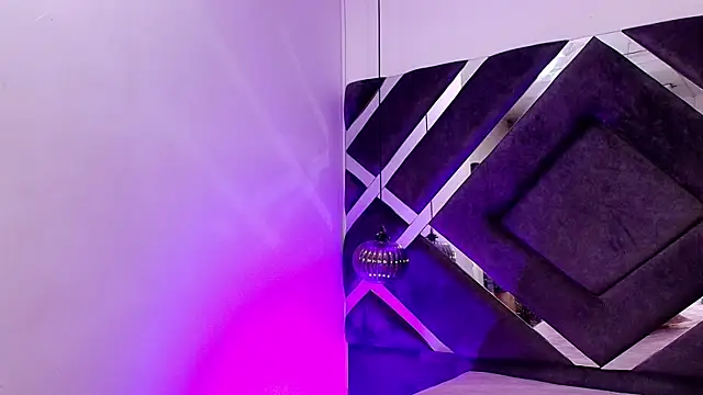 Snapshot of sara_lopee1 chatting on 10-02-25, 12:01 sara lopee1 online show from 10-02-25, 12:01