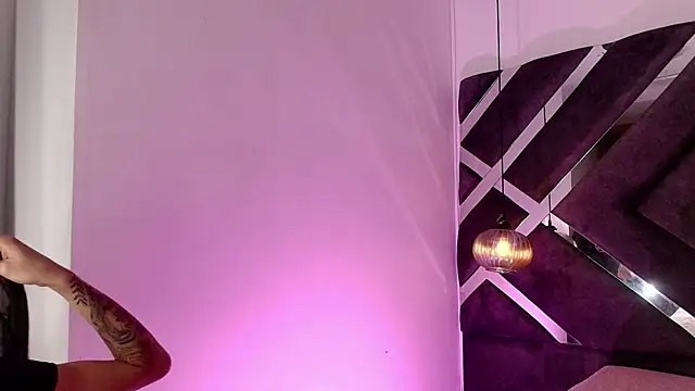 Snapshot of sara_lopee1 chatting on 10-16-25, 11:55 sara lopee1 online show from 10-16-25, 11:55