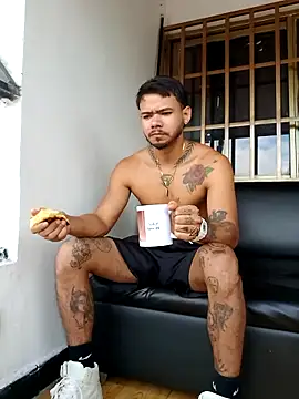 Niick01  online show from 10-18-25, 03:02