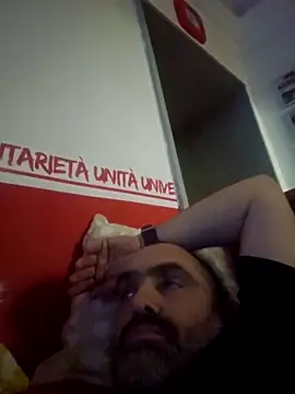 Snapshot of fuocovivo4 chatting on 02-16-25, 10:32 fuocovivo4 online show from 02-16-25, 10:32