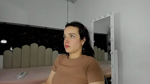 Annyrosee online show from 02-09-26, 08:13