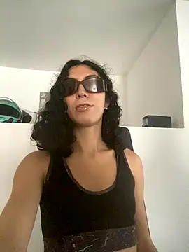 allicemackenzie online show from 09-17-25, 12:29