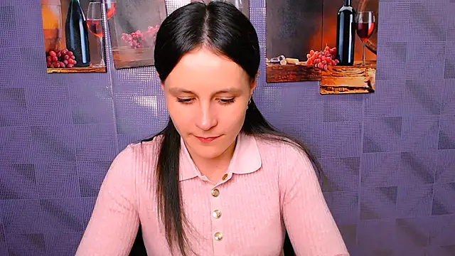 Snapshot of ValeriaHeart_ chatting on 03-19-25, 01:29 ValeriaHeart online show from 03-19-25, 01:29