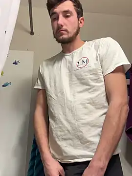 Snapshot of Codybugs0206 chatting on 02-06-25, 07:40 Codybugs0206 online show from 02-06-25, 07:40