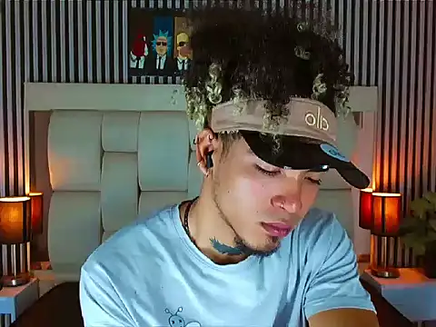 LihanJor 23 online show from 10-26-25, 01:17