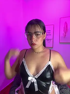 Snapshot of megan_cl chatting on 02-18-25, 12:26 megan cl online show from 02-18-25, 12:26