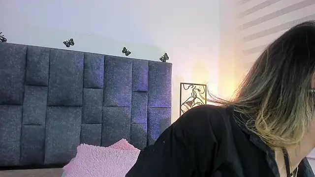 Violetta Ficher online show from 11-12-25, 02:12