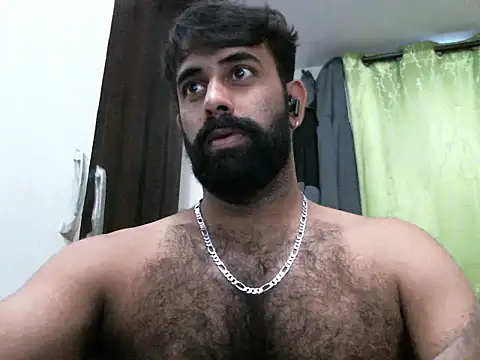 Snapshot of indianhairybull chatting on 02-13-25, 12:32 indianhairybull online show from 02-13-25, 12:32