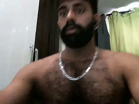 Snapshot of indianhairybull chatting on 02-28-25, 04:43 indianhairybull online show from 02-28-25, 04:43