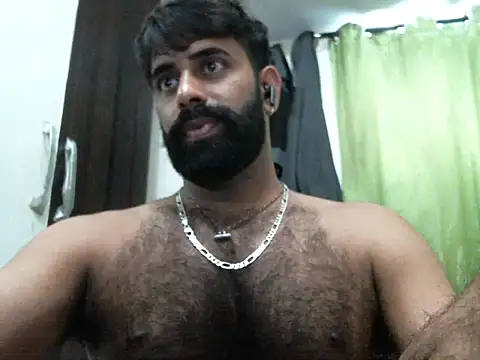 Snapshot of indianhairybull chatting on 03-15-25, 05:19 indianhairybull online show from 03-15-25, 05:19