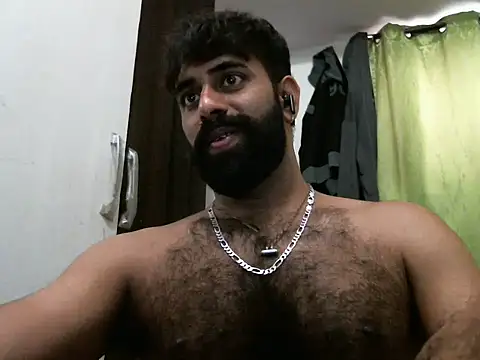 Snapshot of indianhairybull chatting on 03-21-25, 04:17 indianhairybull online show from 03-21-25, 04:17