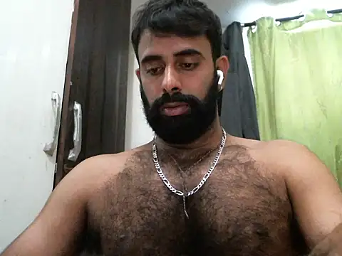 Snapshot of indianhairybull chatting on 09-20-25, 04:46 indianhairybull online show from 09-20-25, 04:46