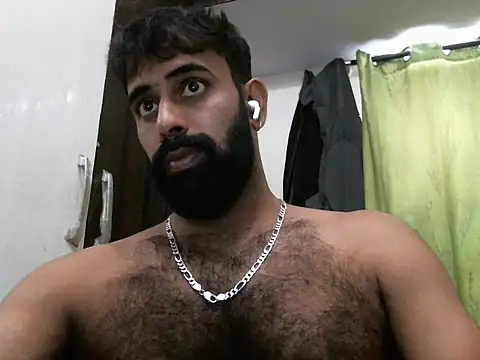 Snapshot of indianhairybull chatting on 11-07-25, 04:34 indianhairybull online show from 11-07-25, 04:34