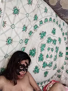 monekhan123 online show from 02-18-25, 04:37