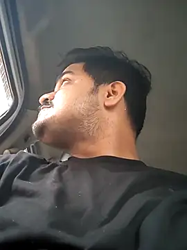 Snapshot of sethgamble000777 chatting on 03-14-25, 12:43 sethgamble000777 online show from 03-14-25, 12:43