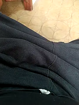 NAvoglia online show from 11-17-25, 01:06