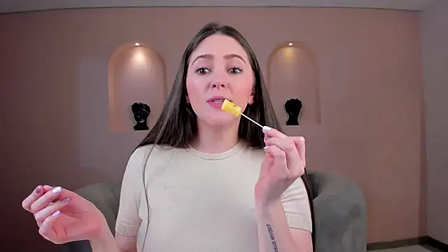 BeccaBaxter online show from 03-11-25, 01:37