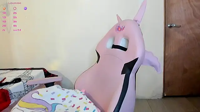 Raichell  online show from 03-18-25, 07:30