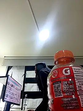 Raichell  online show from 01-13-26, 01:11