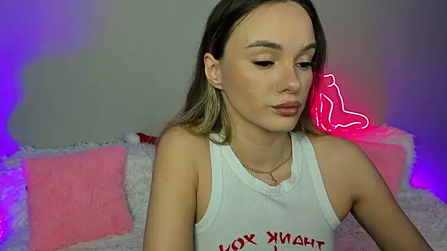 EvaBalmer online show from 12-21-25, 02:41