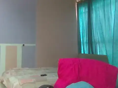 Snapshot of kyliebigboobs chatting on 03-21-25, 02:29 kyliebigboobs online show from 03-21-25, 02:29