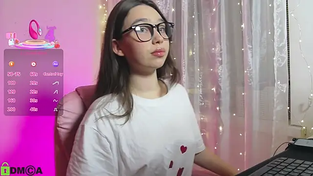 Snapshot of Arianahot777 chatting on 10-10-25, 08:30 Arianahot777 online show from 10-10-25, 08:30