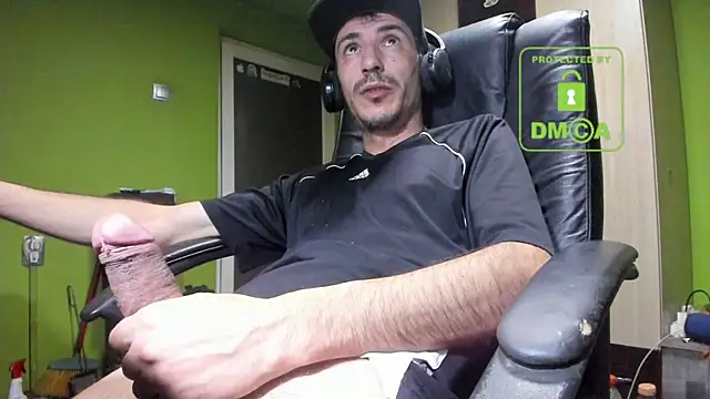 BigCumShoot online show from 02-06-25, 04:31