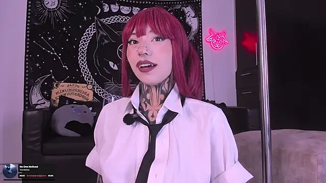 Snapshot of hazellwitch chatting on 09-11-25, 03:34 hazellwitch online show from 09-11-25, 03:34