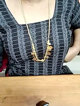 Tamil Radha online show from 10-16-25, 01:28